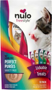 Digestive health cat treats with pumpkin and turkey